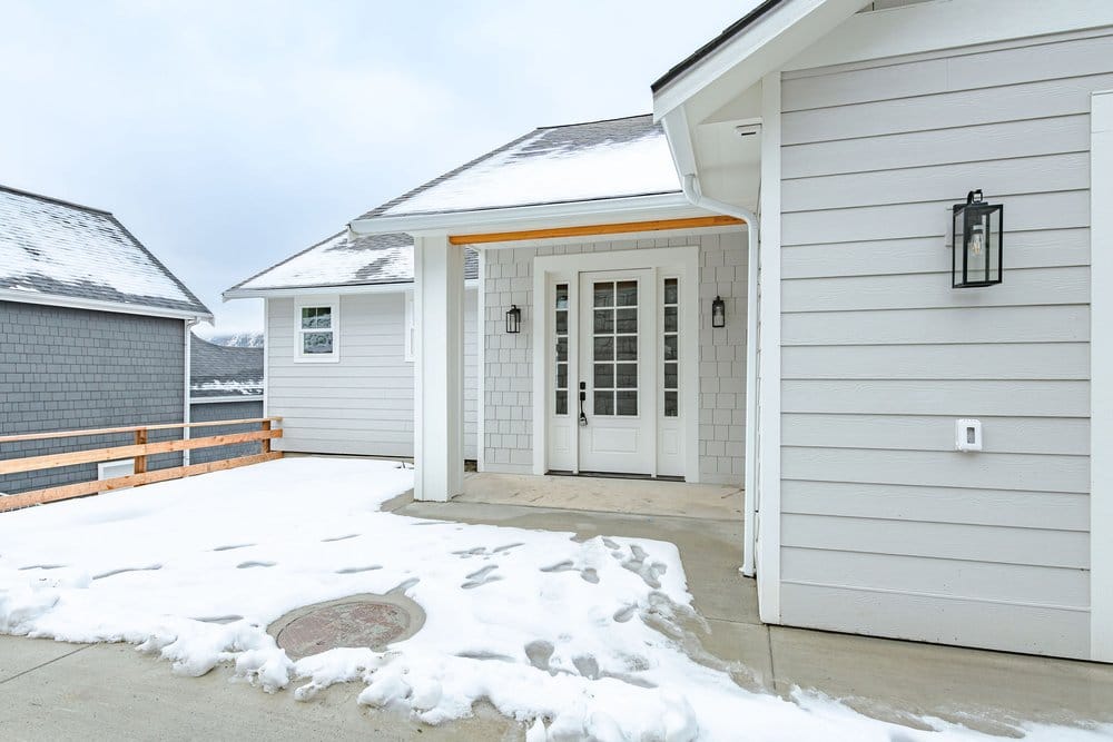 Custom built home  on Lake Chelan, Washington