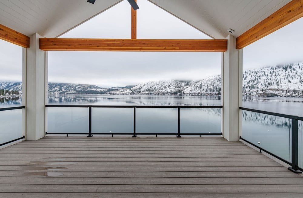 Custom built home  on Lake Chelan, Washington