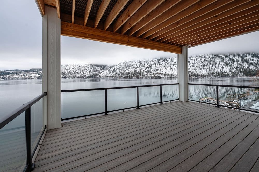 Custom built home  on Lake Chelan, Washington