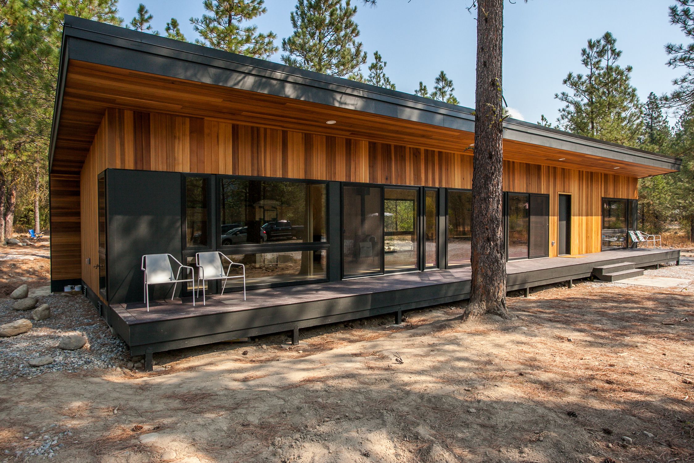 Custom built modern cabin home near Plain, Washington