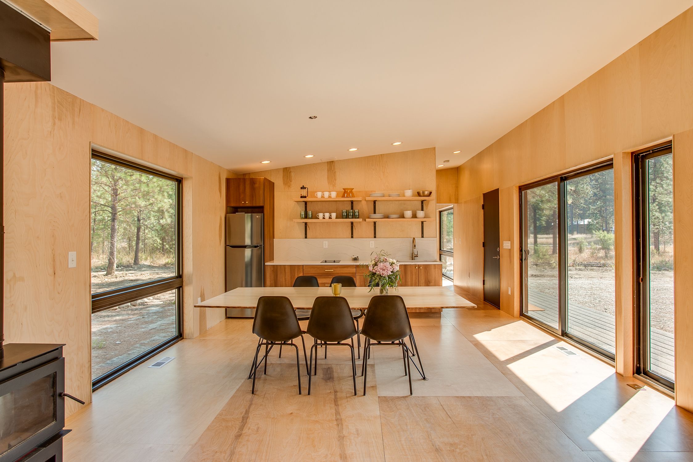 Custom built modern cabin home near Plain, Washington