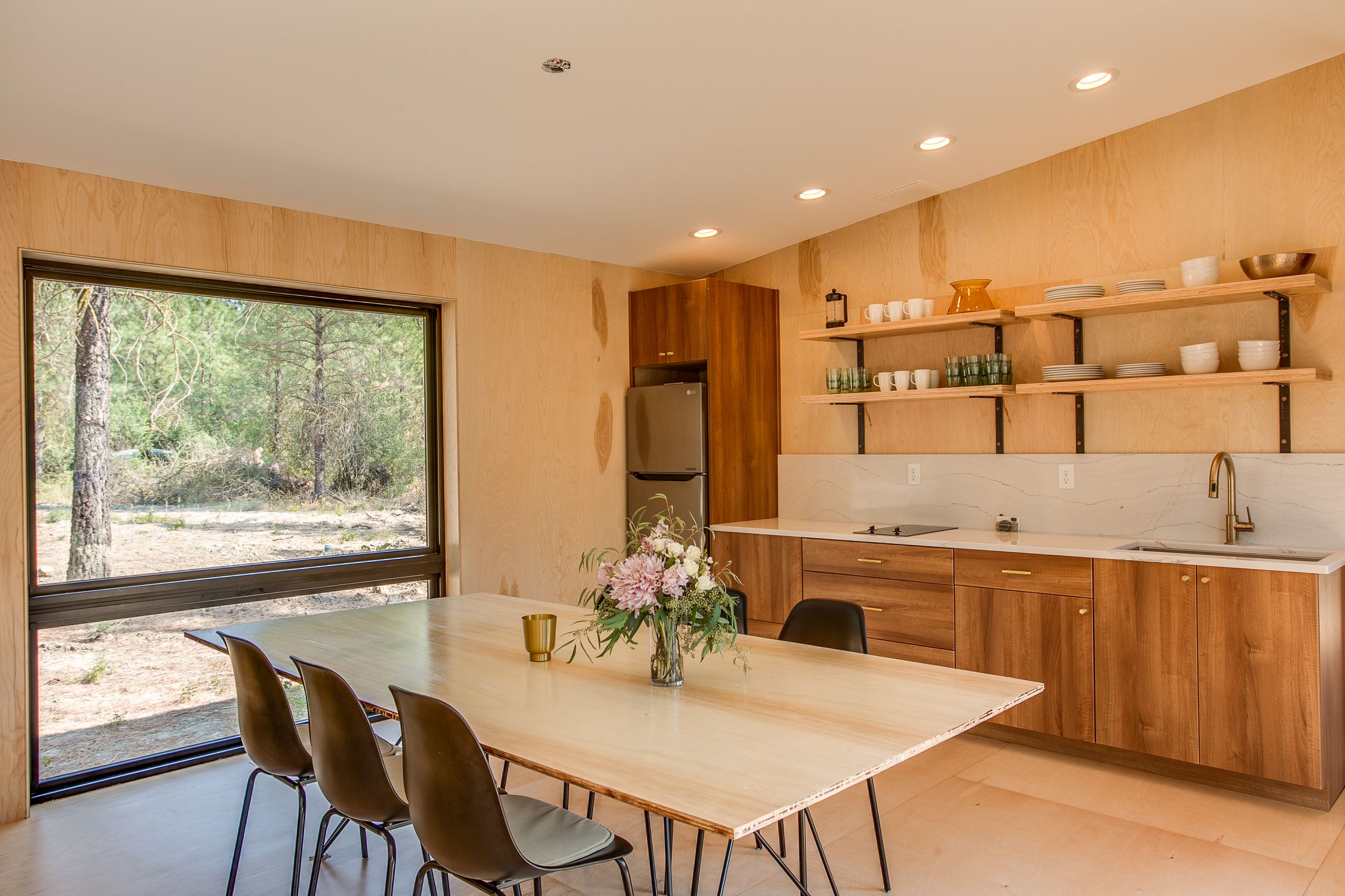 Custom built modern cabin home near Plain, Washington
