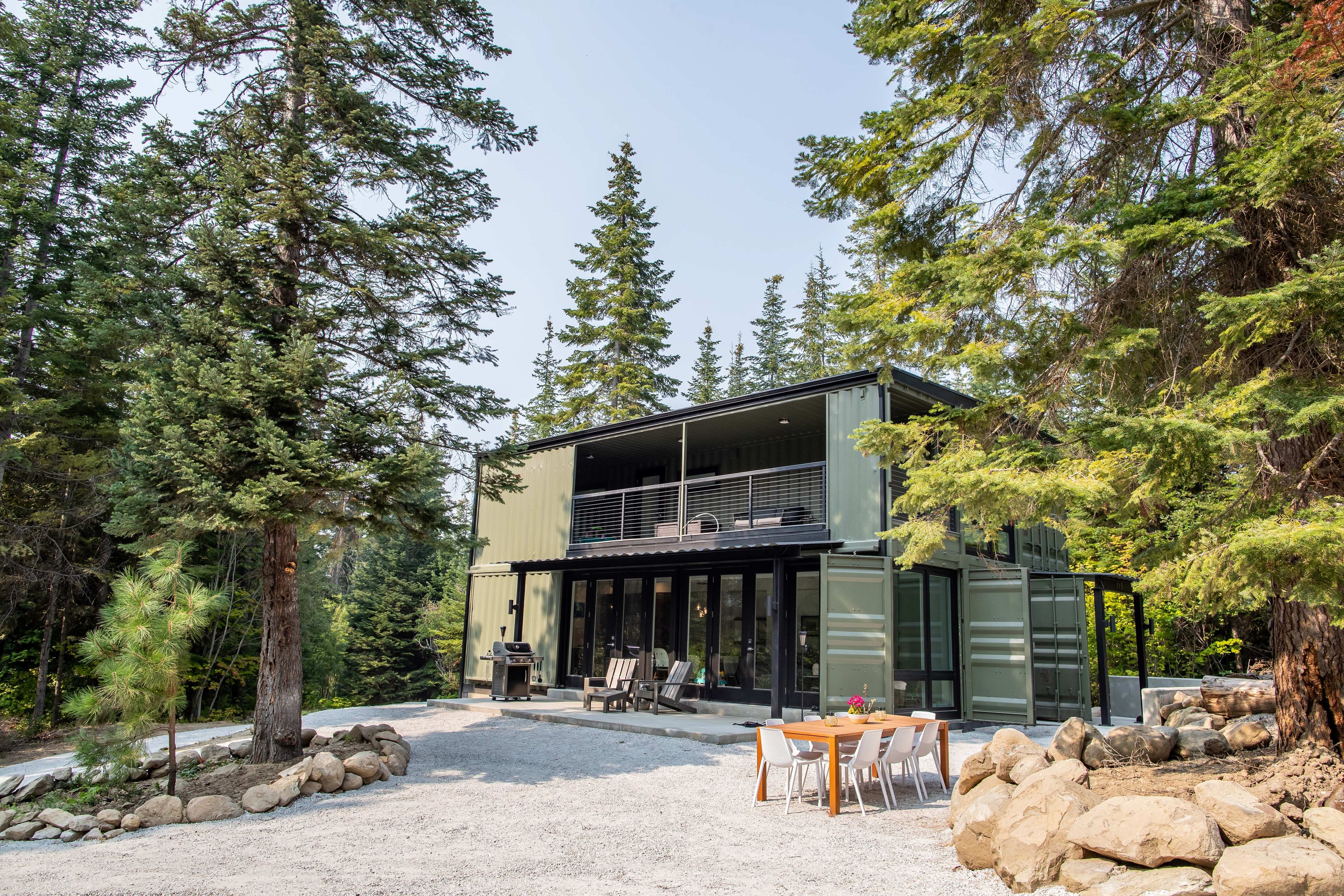 Custom built modern chalet home in North Central Washington near Leavenworth